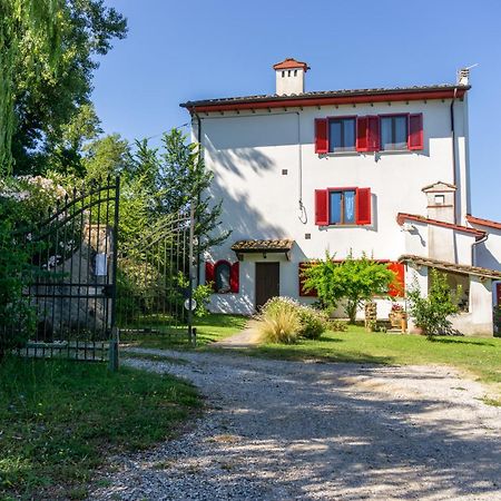 Villa Nerone B&B Lorenzana Екстериор снимка