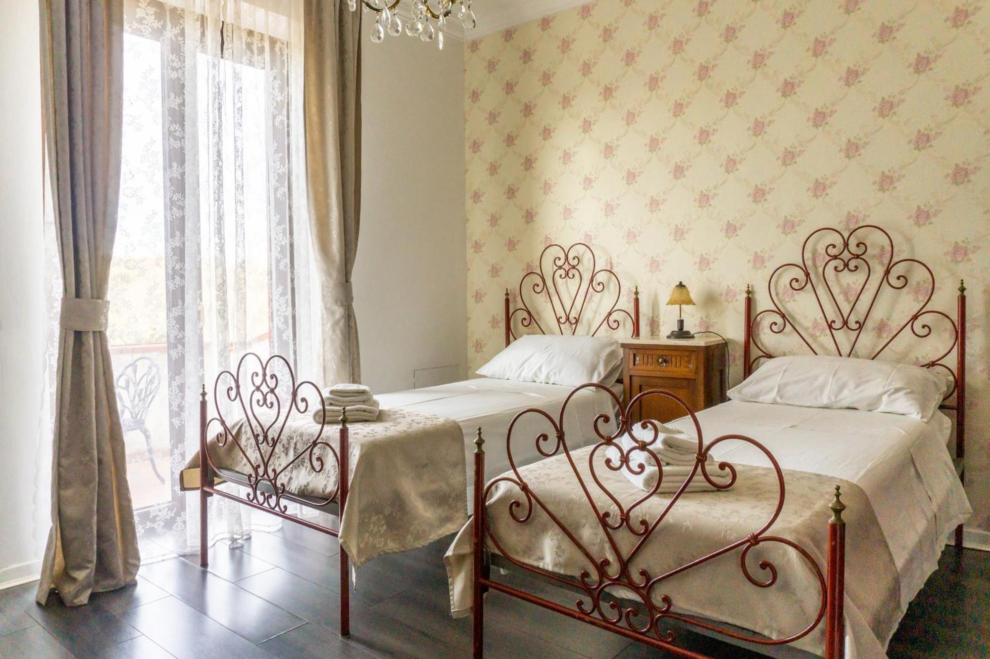 Villa Nerone B&B Lorenzana Екстериор снимка