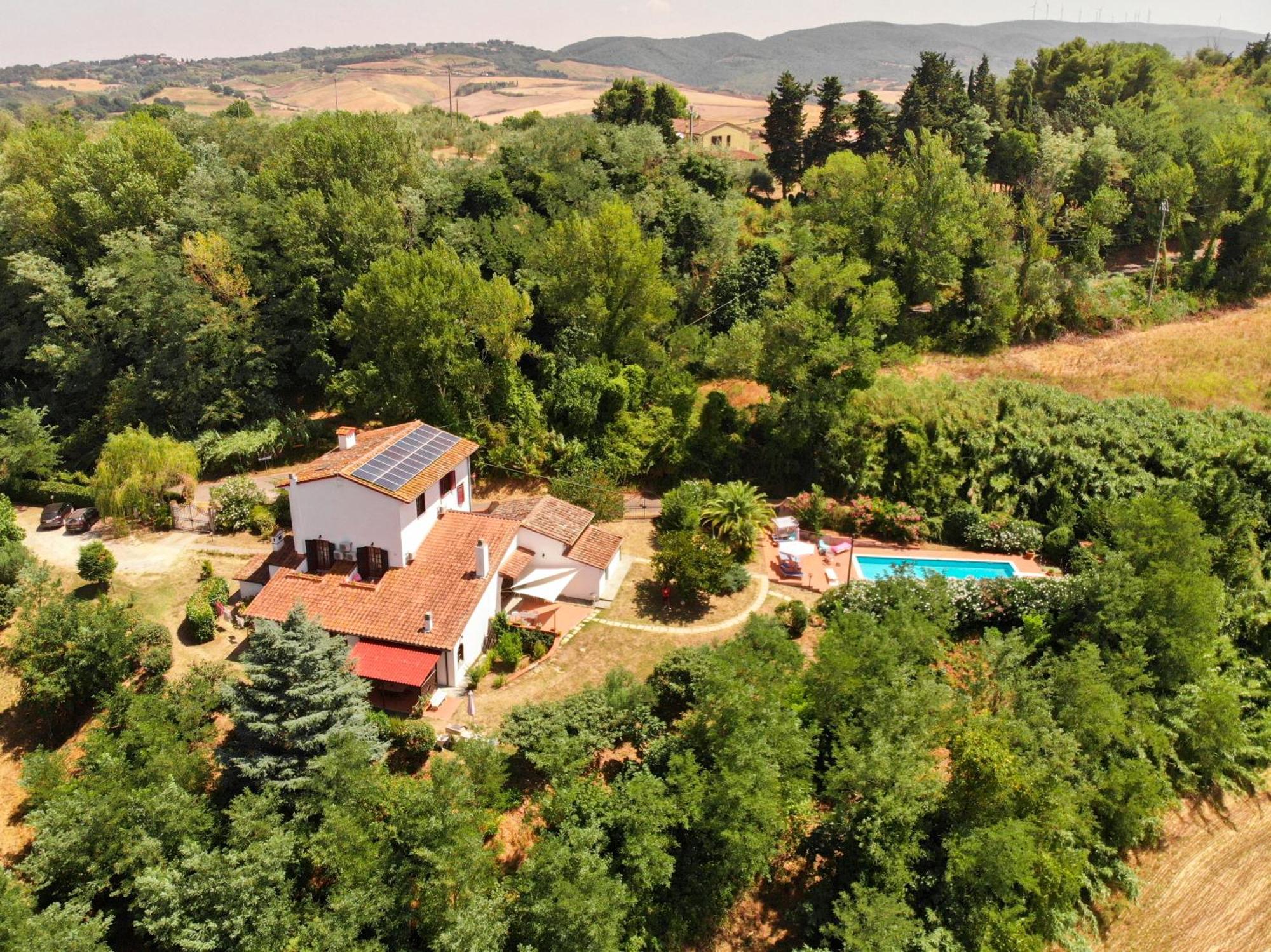 Villa Nerone B&B Lorenzana Екстериор снимка