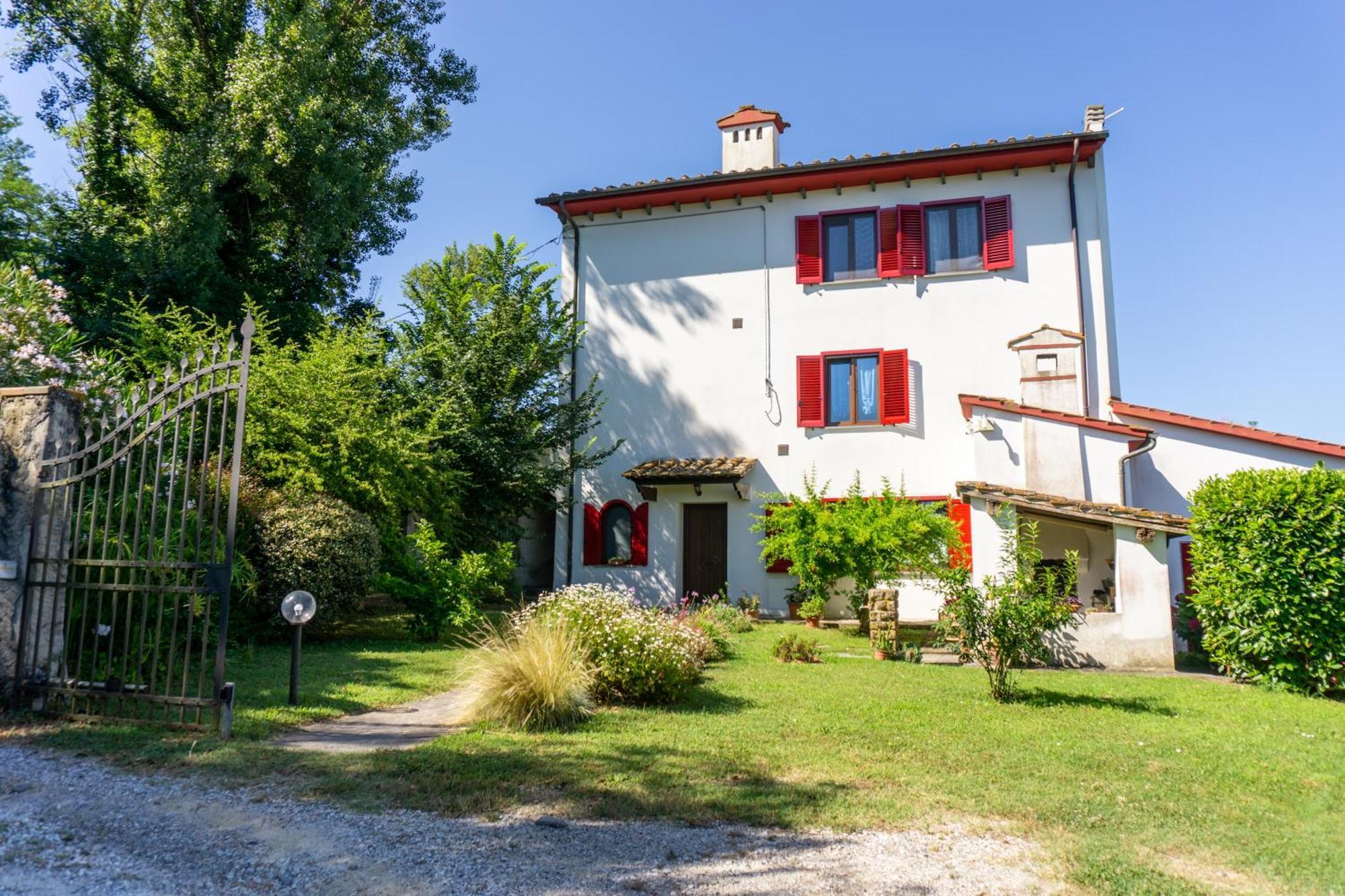 Villa Nerone B&B Lorenzana Екстериор снимка